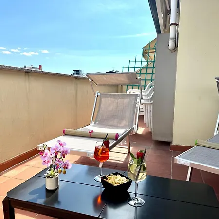 Sky Pearl - Rooftop Terrace