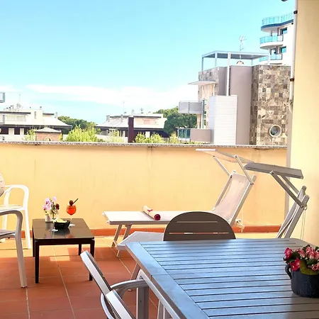 Sky Pearl - Rooftop Terrace Apartament Lignano Sabbiadoro